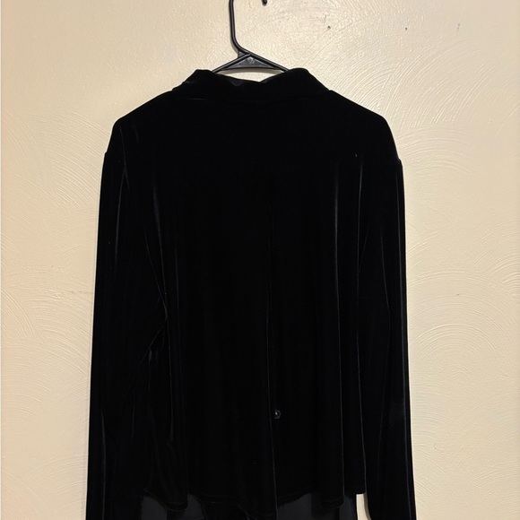 Women's Black Velvet Blouse - Picture 9 of 9